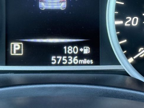 Used 2017 Nissan Sentra SV w/ Style Package image 32