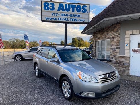 Used 2011 Subaru Outback 3.6R Premium image 1