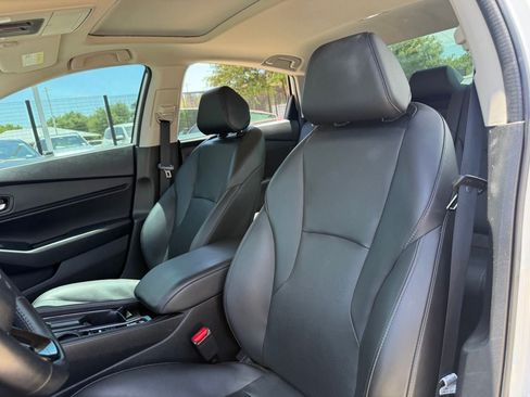 Used 2024 Honda Accord EX-L image 10