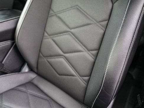 Used 2024 Volkswagen Atlas SE image 24