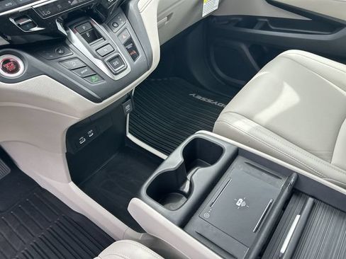 Certified 2026 Honda Odyssey EX-L image 28