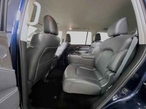 Used 2024 INFINITI QX80 Luxe RWD image 29