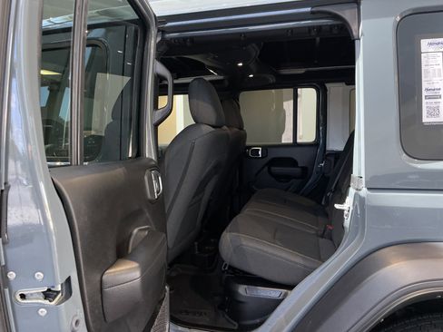 Used 2025 Jeep Wrangler Sport S w/ Convenience Group image 33