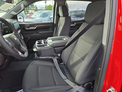 New 2026 Chevrolet Silverado 1500 LT w/ Z71 Off-Road Package image 6