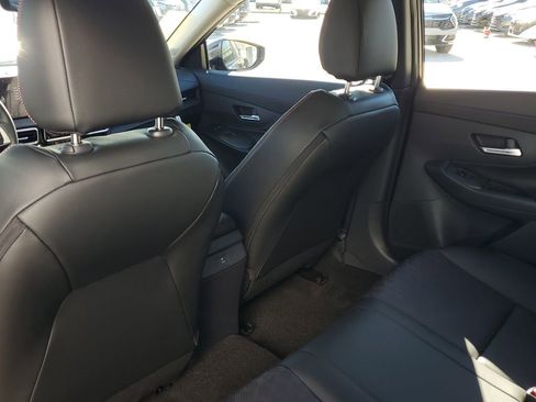 New 2026 Nissan Sentra SR w/ SR Premium Package FWD image 7