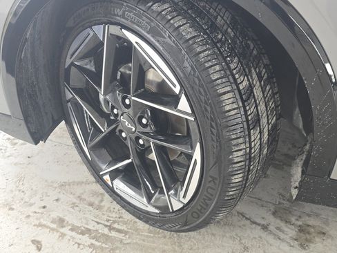 Used 2025 Kia K4 GT-Line w/ GT-Line Premium Package image 10