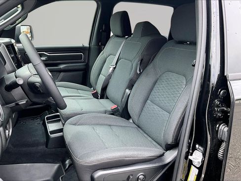 Used 2025 RAM 1500 Big Horn AWD/4WD image 22