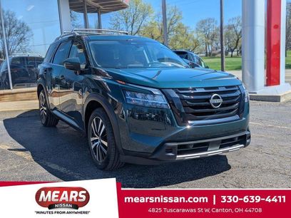 Used 2023 Nissan Pathfinder Platinum