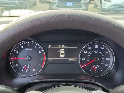 Used 2024 Kia Forte LXS FWD image 12