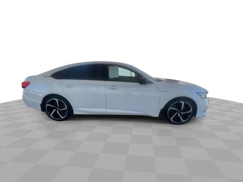 Used 2022 Honda Accord Sport image 9