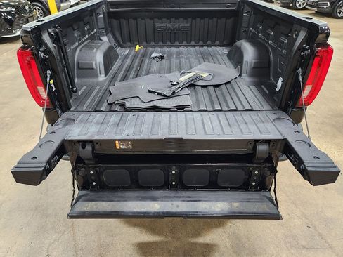 Used 2020 GMC Sierra 1500 SLT w/ SLT Premium Plus Package AWD/4WD image 55