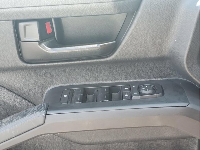 Used 2024 Toyota Tacoma SR5 AWD/4WD image 15