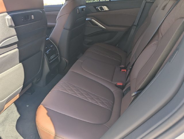 New 2027 BMW X6 xDrive40i AWD/4WD image 18