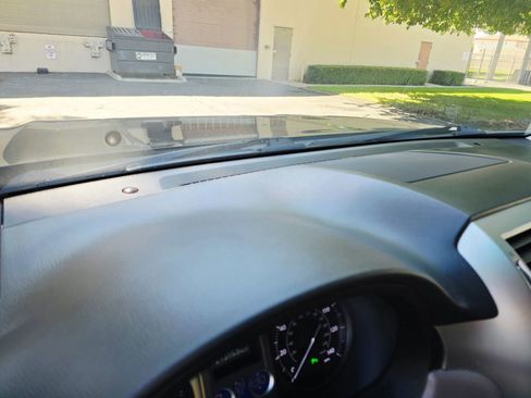 Used 2011 Lexus GX 460 Premium image 65