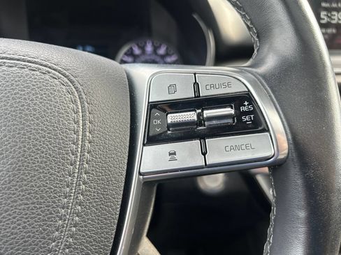 Certified 2022 Kia Telluride EX w/ EX Premium Package AWD/4WD image 25