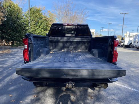 Used 2023 Chevrolet Silverado 3500 High Country image 11