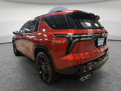 Certified 2025 Chevrolet Traverse RS image 6