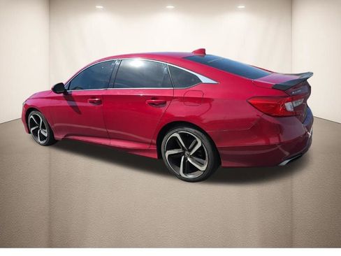 Used 2019 Honda Accord Sport image 11