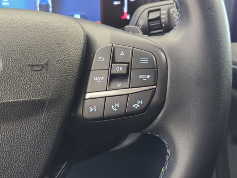 Used 2025 Ford Maverick Lobo AWD/4WD image 28
