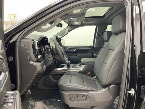 New 2026 Chevrolet Silverado 1500 LTZ w/ LTZ Premium Package image 10