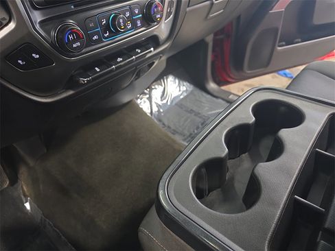 Used 2017 Chevrolet Silverado 1500 LT w/ All Star Edition image 21