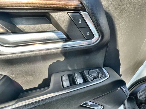 Used 2024 Chevrolet Silverado 1500 RST w/ Z71 Off-Road Package image 22