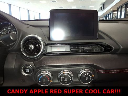 Used 2019 MAZDA MX-5 Miata Grand Touring image 17