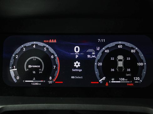 Used 2024 Toyota Tacoma TRD Sport w/ TRD Sport Premium Package AWD/4WD image 21