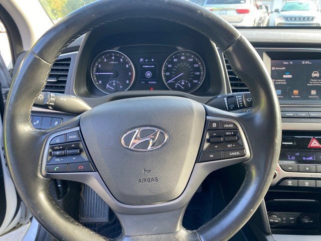 Used 2017 Hyundai Elantra Limited FWD image 18