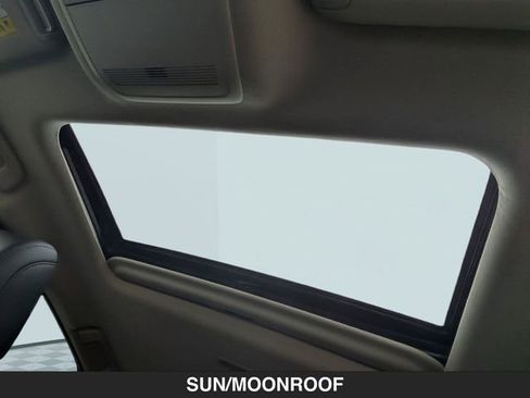 Certified 2025 MAZDA CX-30 AWD 2.5 S w/ Premium Package image 33