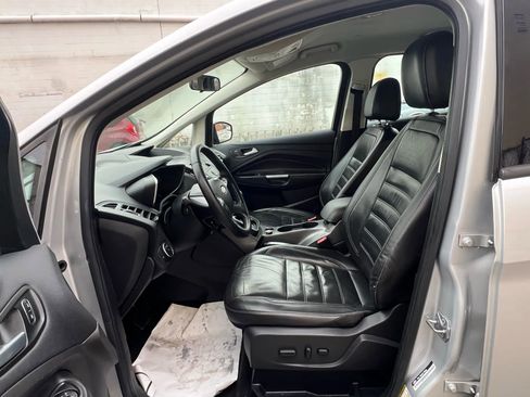 Used 2017 Ford C-MAX SE w/ Equipment Group 202A FWD image 27