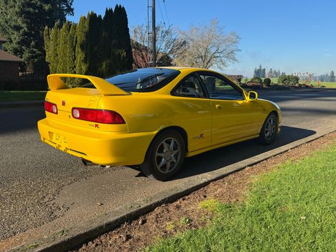 Used 2000 Acura Integra Type R image 5