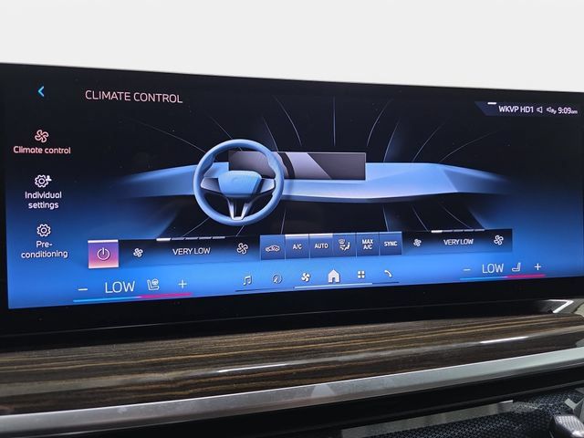 Certified 2024 BMW X6 xDrive40i w/ Executive Package AWD/4WD image 20