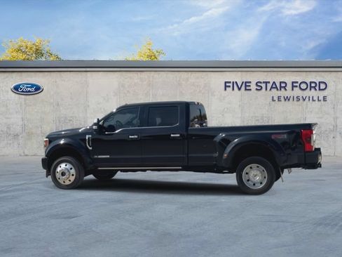 Used 2017 Ford F450 Platinum w/ Platinum Ultimate Package AWD/4WD image 5