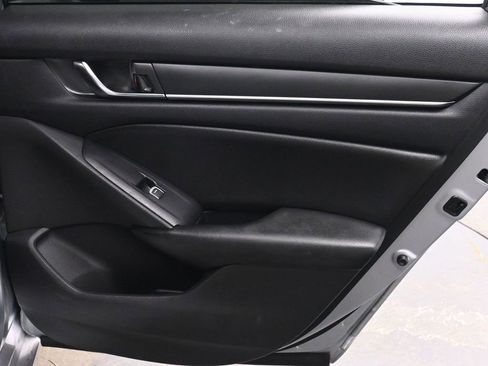 Used 2019 Honda Accord Sport image 19