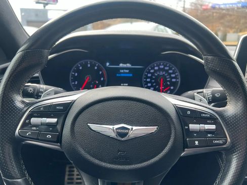 Used 2019 Genesis G70 3.3T Advanced w/ Sport Package image 13