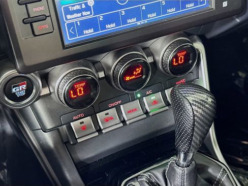 Used 2022 Toyota GR86 image 23