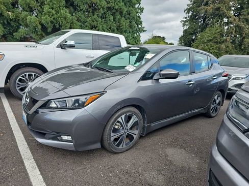 Used 2022 Nissan Leaf SV FWD image 3