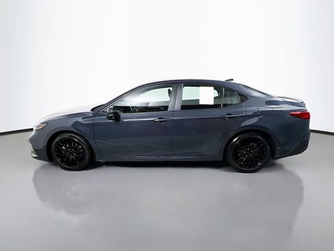 Used 2025 Toyota Camry LE w/ Convenience Package FWD image 9