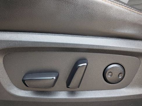 Used 2024 Nissan Pathfinder Rock Creek AWD/4WD image 24