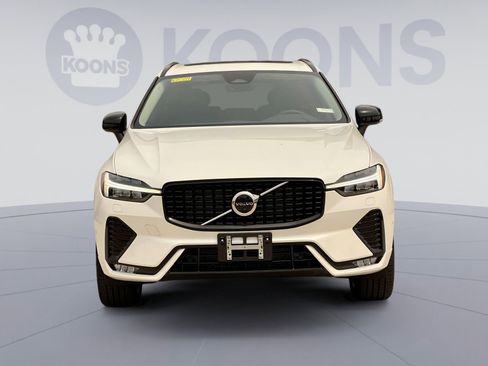 New 2025 Volvo XC60 B5 Plus w/ Protection Package Premier image 11