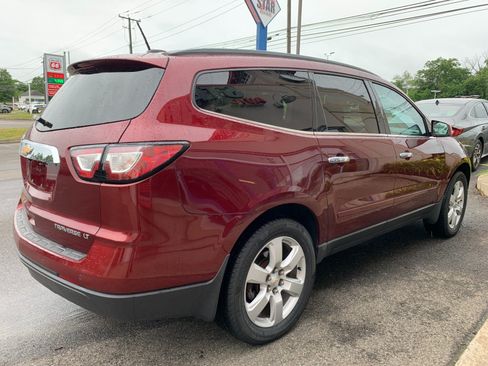 Used 2016 Chevrolet Traverse LT w/ Style and Technology Package AWD/4WD image 7