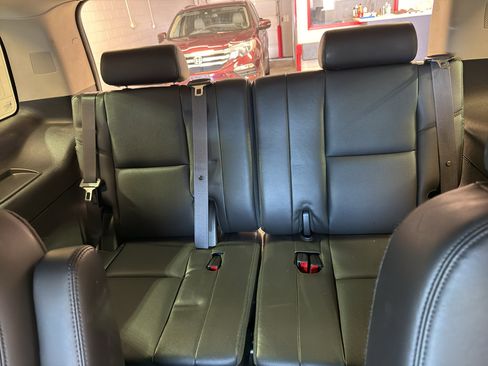 Used 2012 GMC Yukon SLT w/ SLT-2 Equipment Package AWD/4WD image 29