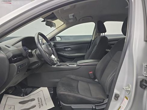 Used 2020 Nissan Sentra SV image 22