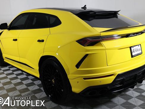 Used 2021 Lamborghini Urus image 7