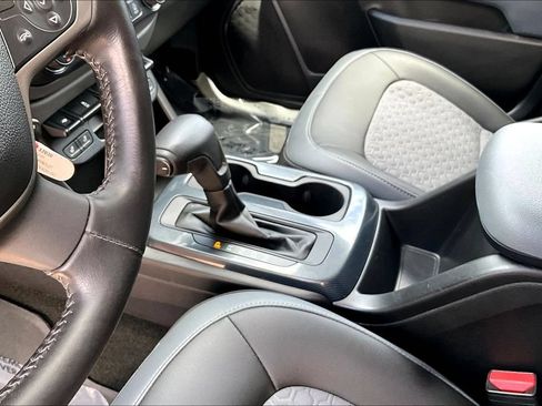 Used 2016 Chevrolet Colorado Z71 AWD/4WD image 17