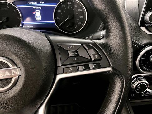 Used 2024 Nissan Sentra SV FWD image 12