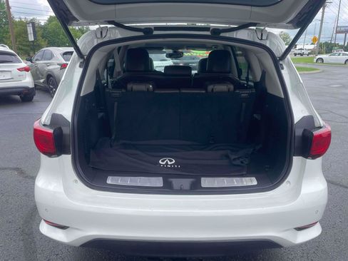 Used 2019 INFINITI QX60 Luxe w/ Essential Package FWD image 6