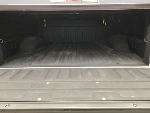 Used 2018 Toyota Tundra SR5 image 26