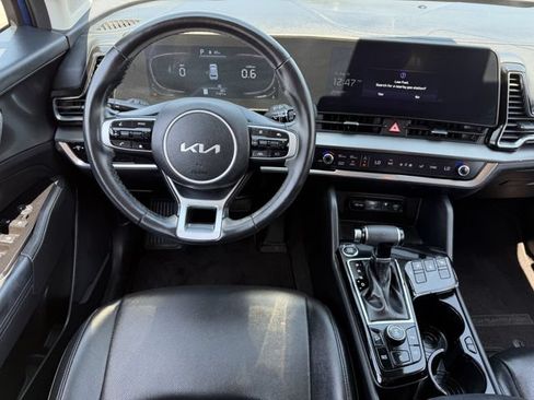 Used 2023 Kia Sportage EX AWD/4WD image 11